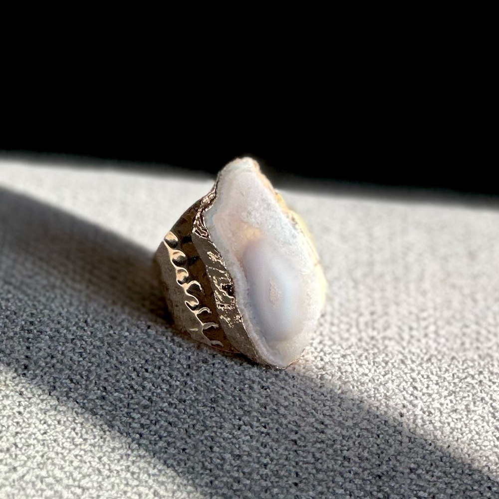 Luxury Natural Stone Adjustable Crystal Ring Irregular Geode Gold-plated Ring